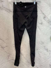 Load image into Gallery viewer, Lululemon Black Athletic Leggings- US2
