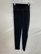 Load image into Gallery viewer, Echt Black Athletic Leggings- XS
