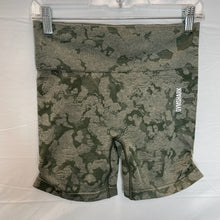 Load image into Gallery viewer, Gymshark Green Camo Athletic Shorts (Set)- Medium
