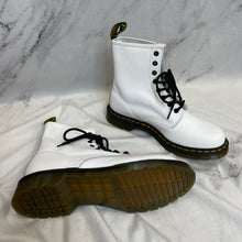 Load image into Gallery viewer, Dr. Marten&#39;s White Combat Boots-W9
