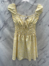 Load image into Gallery viewer, Princess Polly Yellow Floral Dress- Medium
