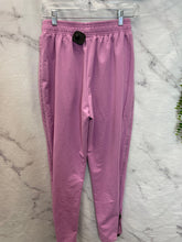 Load image into Gallery viewer, Gymshark Purple Sweatpants- XSmall
