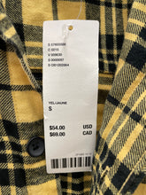 Load image into Gallery viewer, Urban Outfitters Yellow/Black Plaid Flannel NWT- Small
