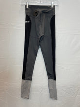 Load image into Gallery viewer, Gymshark Black/Gray Athletic Leggings NWT- XS
