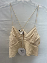 Load image into Gallery viewer, Princess Polly Nude Tank NWT- Large
