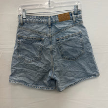 Load image into Gallery viewer, Zara Mom Jean Shorts- 5/6
