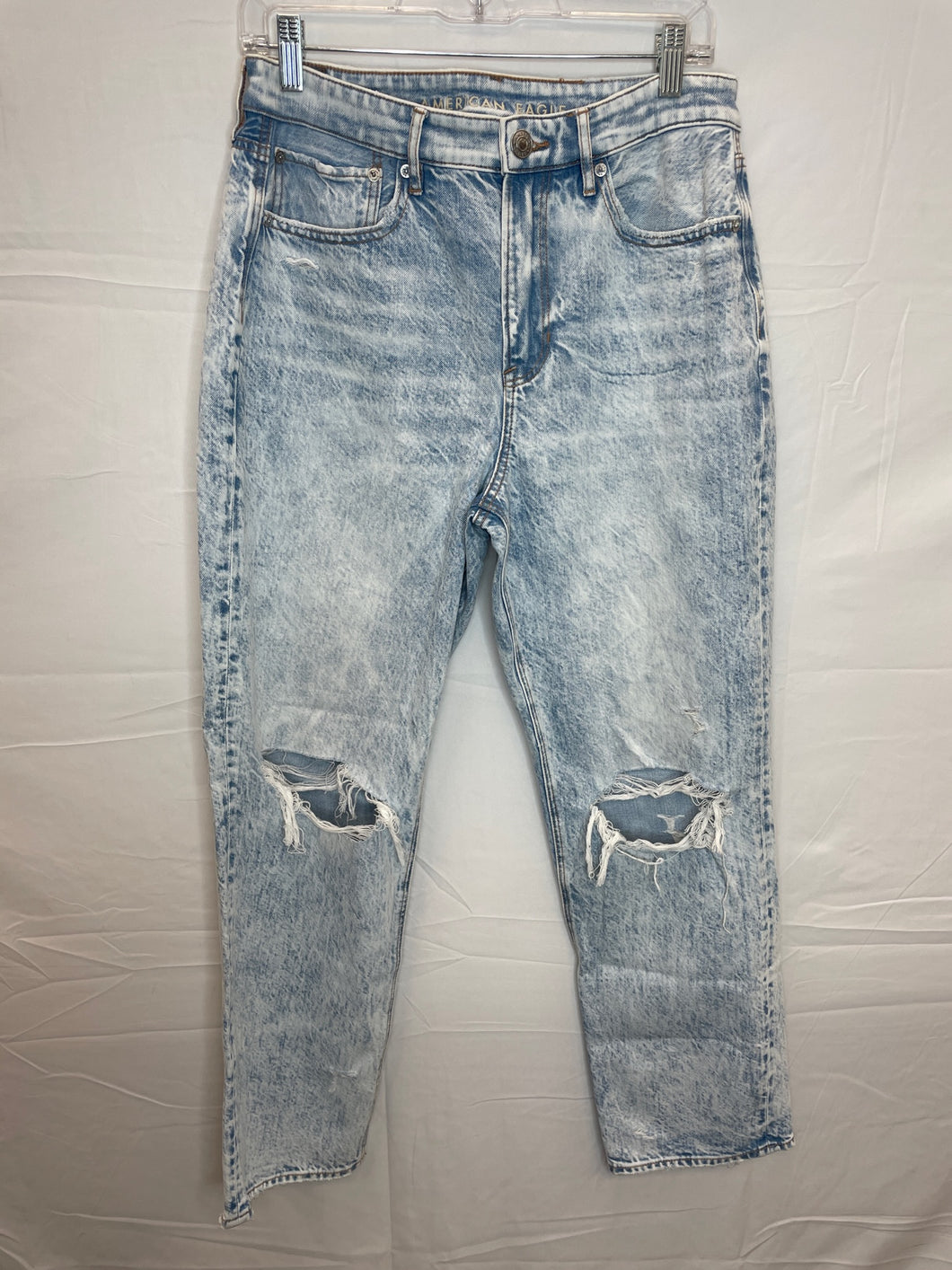 Acid Wash Distressed American Eagle Jeans- 7/8
