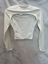 Load image into Gallery viewer, Princess Polly White Long Sleeve W/Open Back- US0
