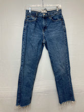 Load image into Gallery viewer, Topshop Denim Pants - 5/6-28
