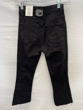 Load image into Gallery viewer, Zara Black Jeans NWT- 2
