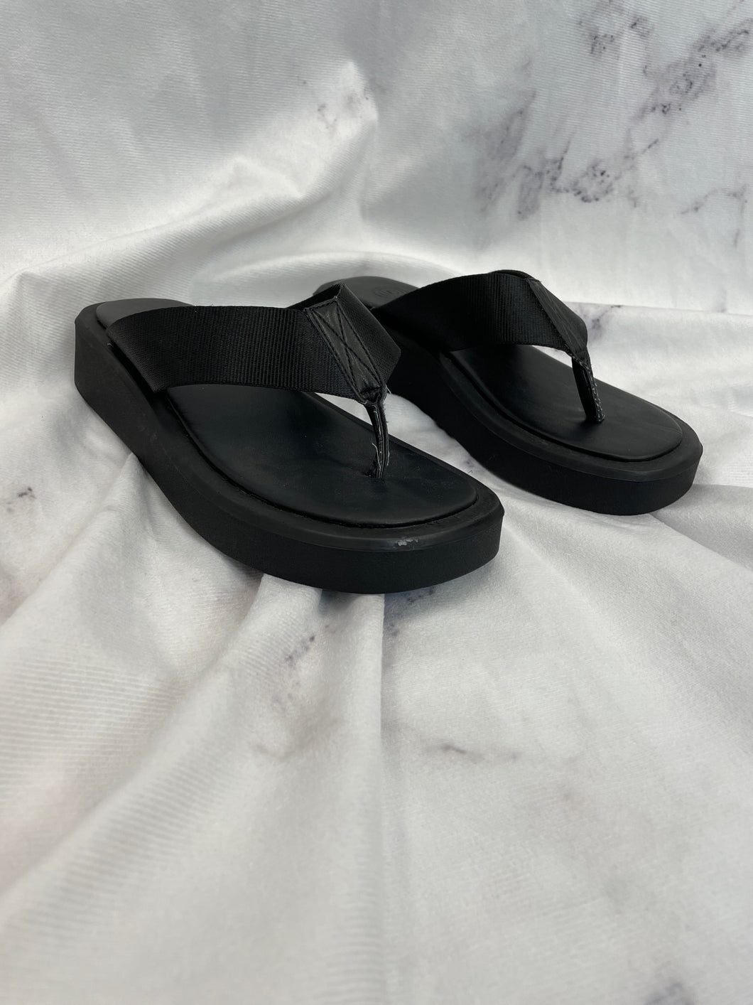 Urban Outfitters Black Sandals- 6