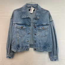 Load image into Gallery viewer, Light Wash Forever 21 Denim Jacket- Large
