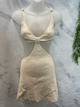 Load image into Gallery viewer, Glassons Beige Dress- Medium
