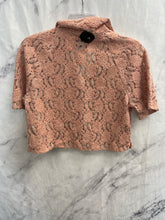 Load image into Gallery viewer, Urban Outfitters Pink Floral Short Sleeve NWT- Medium
